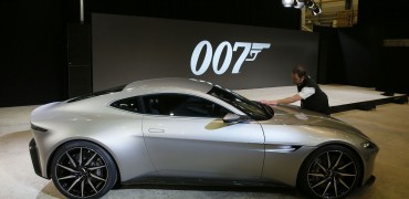 Alonso, Clooney et Daniel Craig font mousser l'Aston Martin Vanquish