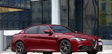 Alfa Roméo Giulia showroom