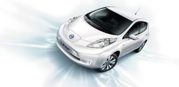 Mondial de l'Auto : Une Nissan Leaf