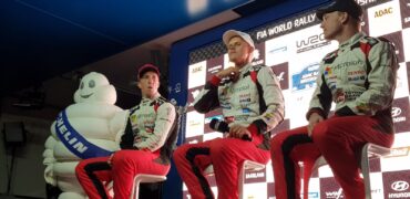 WRC Panzerplatte offre un triplé à Toyota.