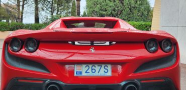 FERRARI F8 SPIDER