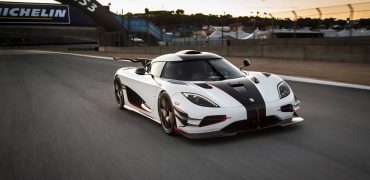 Top voitures exclusives Koenigsegg One 1 (1)