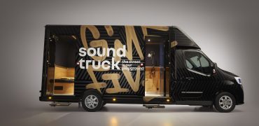 RENAULT MASTER SOUND TRUCK