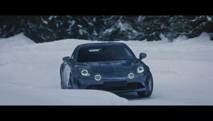 Alpine A110 c'est désormais une star de cinéma !