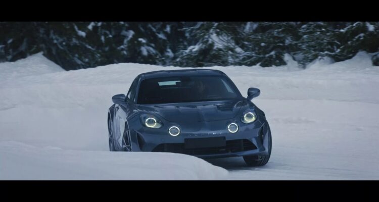 Alpine A110 c'est désormais une star de cinéma !